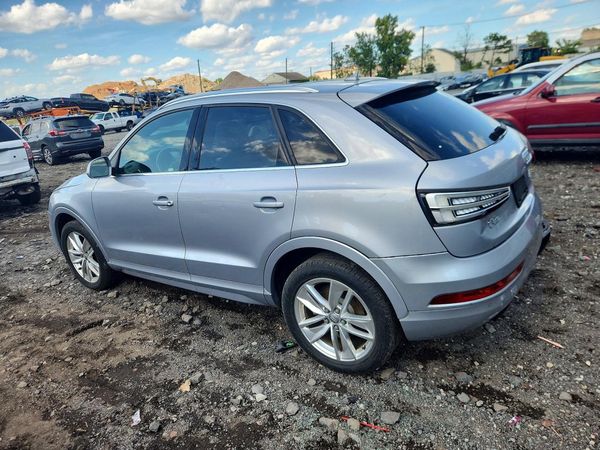 2016 AUDI Q3