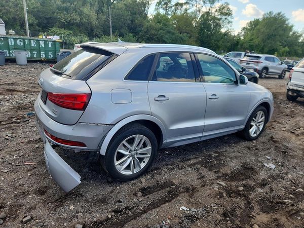 2016 AUDI Q3