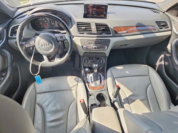 2016 AUDI Q3