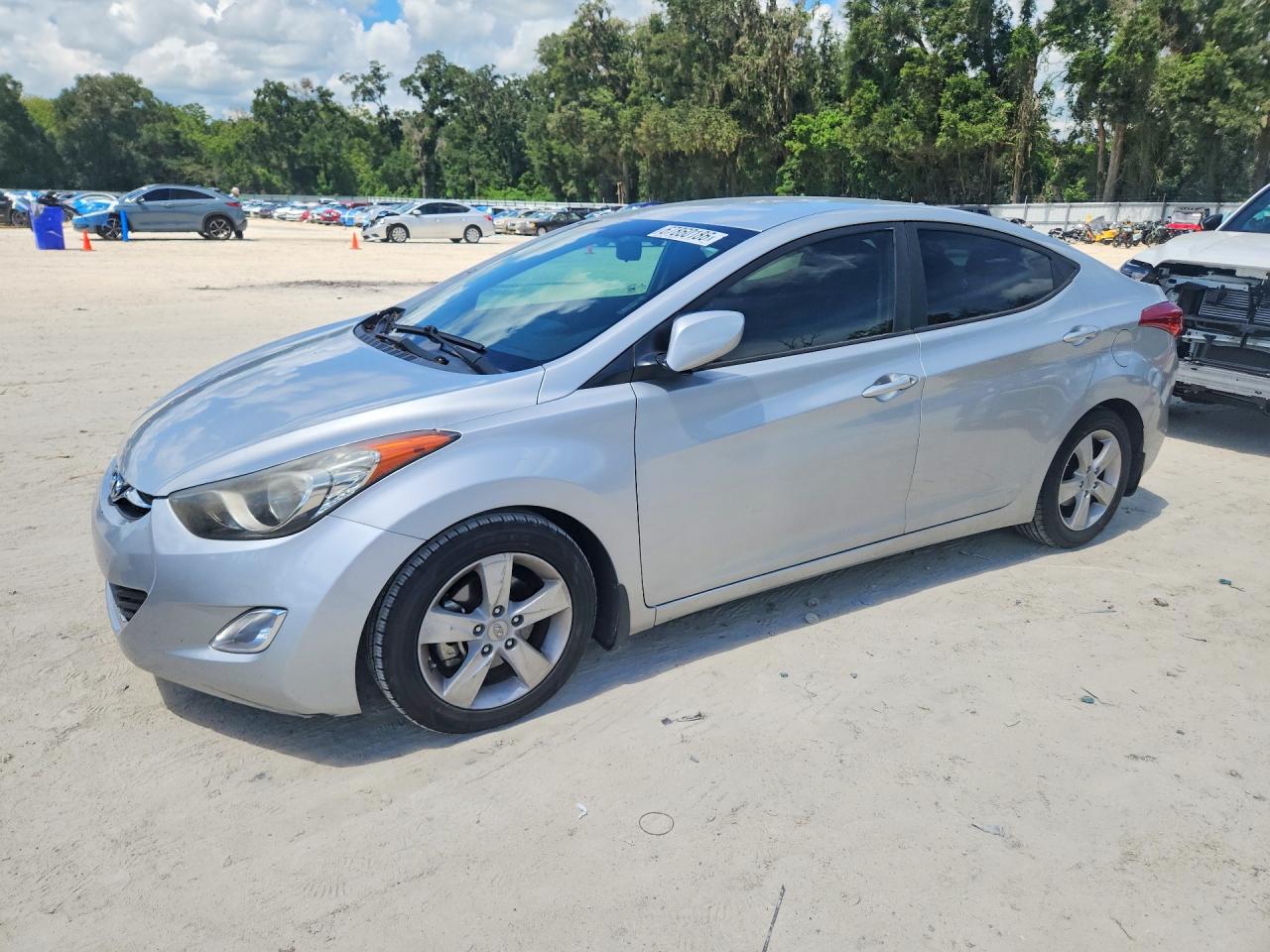 2013 HYUNDAI ELANTRA