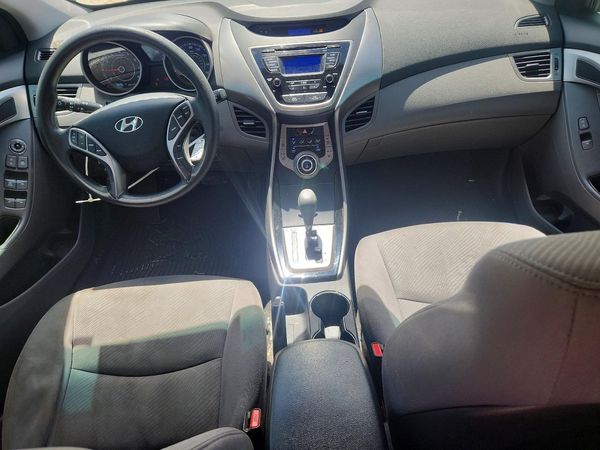 2013 HYUNDAI ELANTRA