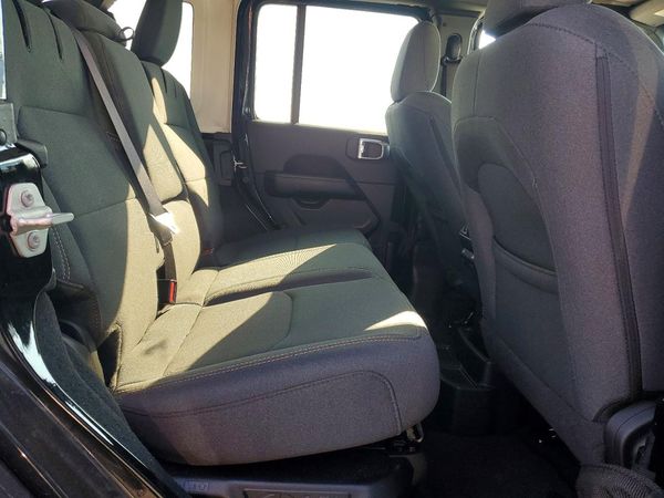 2024 JEEP WRANGLER Sahara 4XE