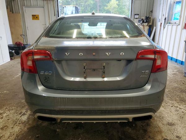 2016 VOLVO S60 CROSS COUNTRY