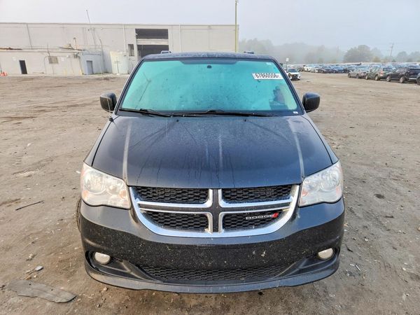 2017 DODGE GRAND CARAVAN Crew