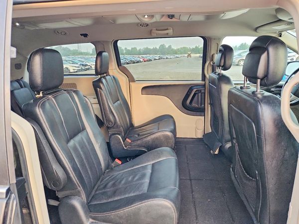 2017 DODGE GRAND CARAVAN Crew