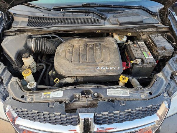 2017 DODGE GRAND CARAVAN Crew