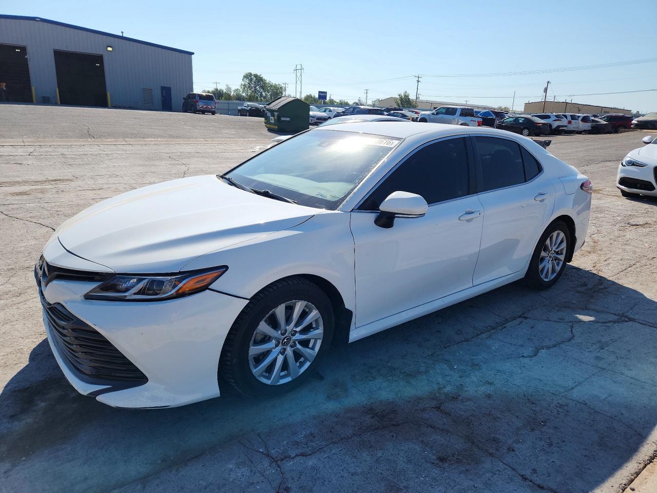 2018 TOYOTA CAMRY