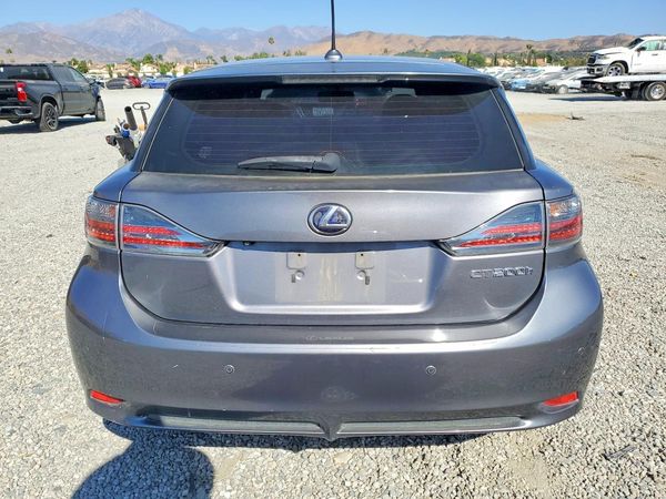 2013 LEXUS CT 200h