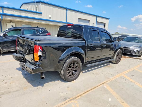2021 NISSAN FRONTIER