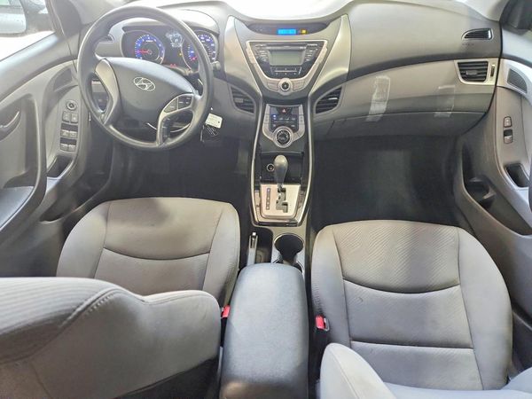 2013 HYUNDAI ELANTRA