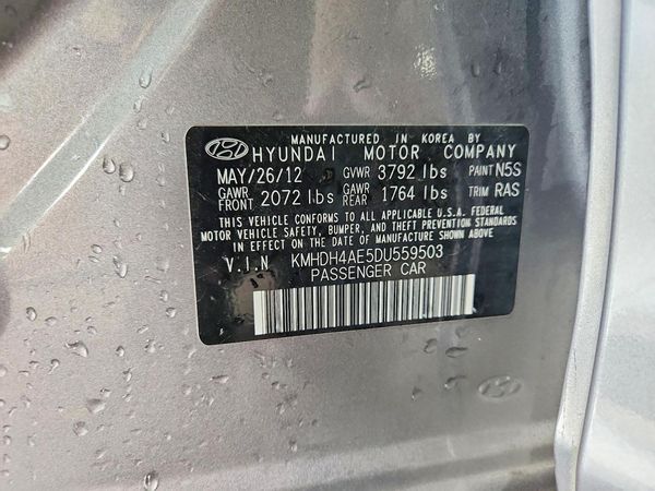 2013 HYUNDAI ELANTRA