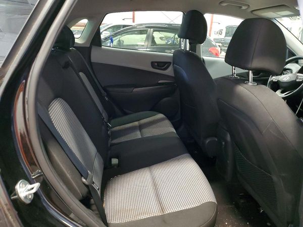 2021 HYUNDAI KONA SEL