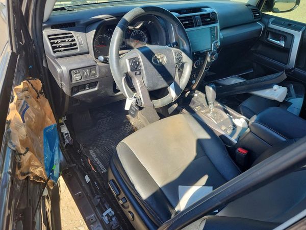 2020 TOYOTA 4RUNNER