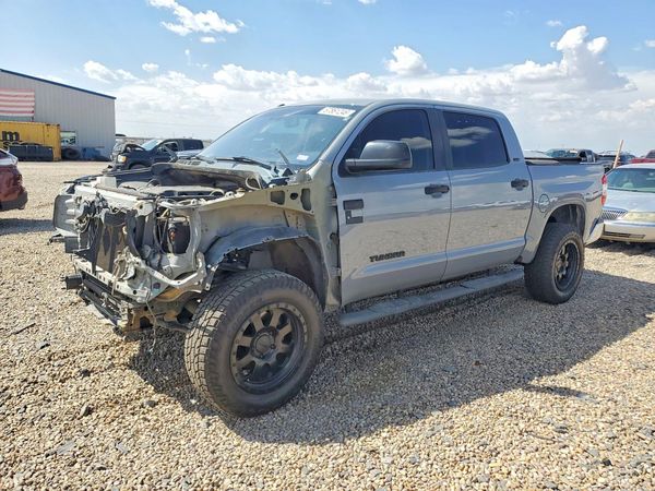 2018 TOYOTA TUNDRA