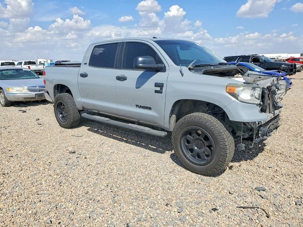 2018 TOYOTA TUNDRA