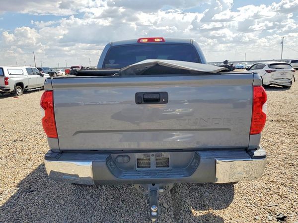 2018 TOYOTA TUNDRA