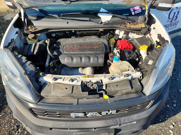 2020 RAM PROMASTER CITY WAGON — Engine bay