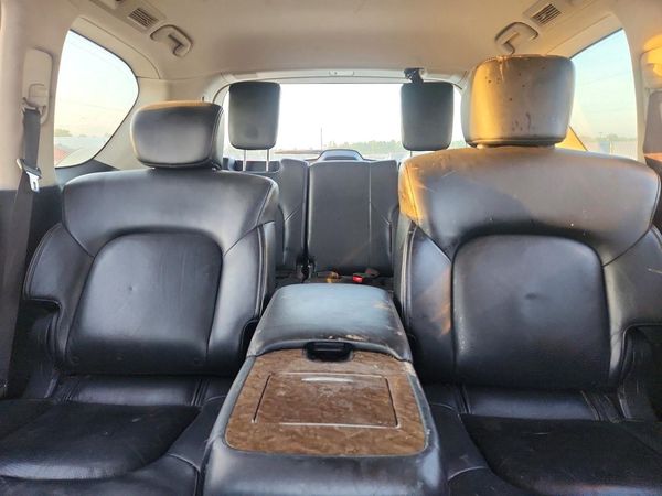2016 INFINITI QX80