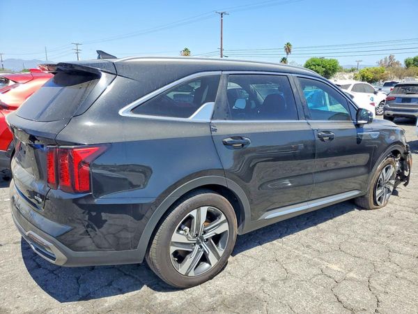 2023 KIA SORENTO