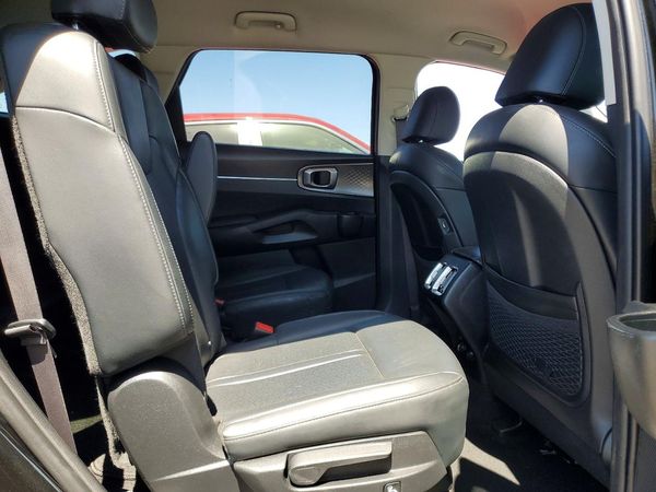 2023 KIA SORENTO