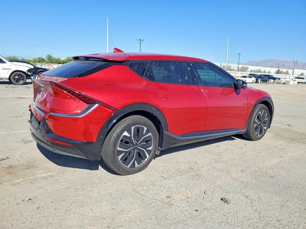 2022 KIA EV6
