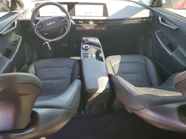 2022 KIA EV6