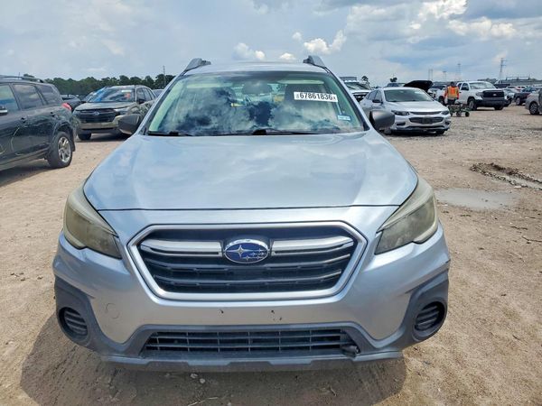 2018 SUBARU OUTBACK Base