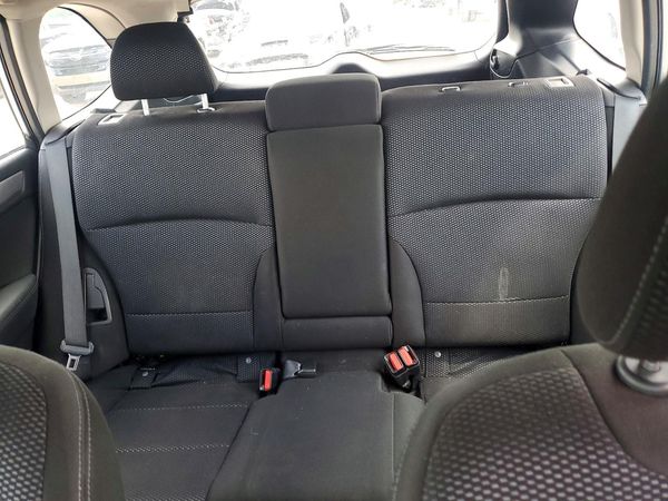 2018 SUBARU OUTBACK Base