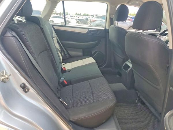2018 SUBARU OUTBACK Base