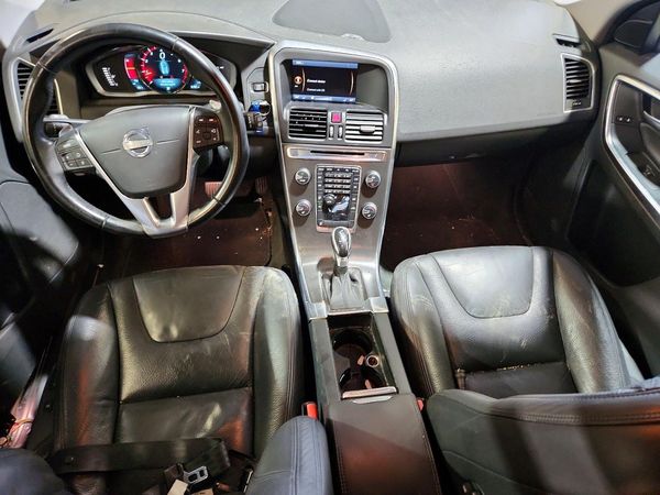 2014 VOLVO XC60