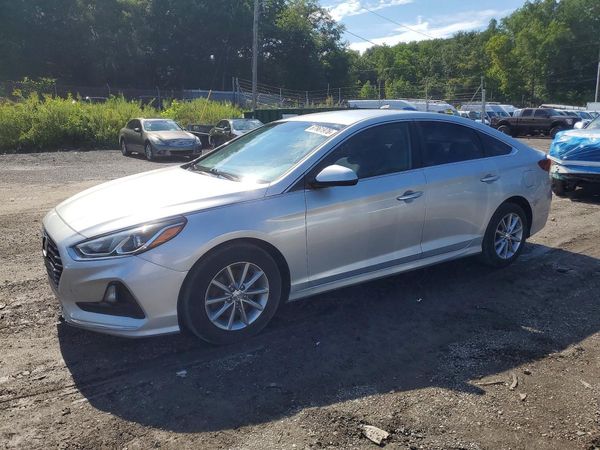 2018 HYUNDAI SONATA SE, Eco — Front 3/4