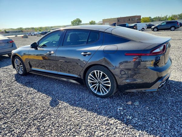 2019 KIA STINGER