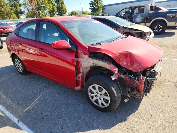 2013 HYUNDAI ACCENT GLS, GS