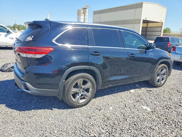 2017 TOYOTA HIGHLANDER