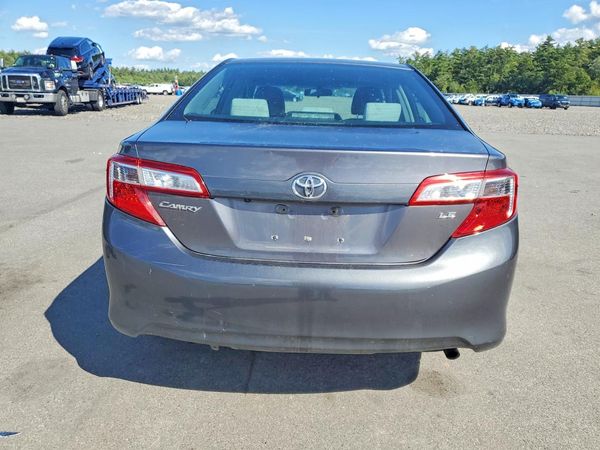 2014 TOYOTA CAMRY