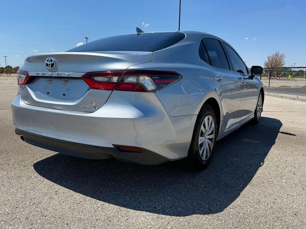 2022 TOYOTA CAMRY LE