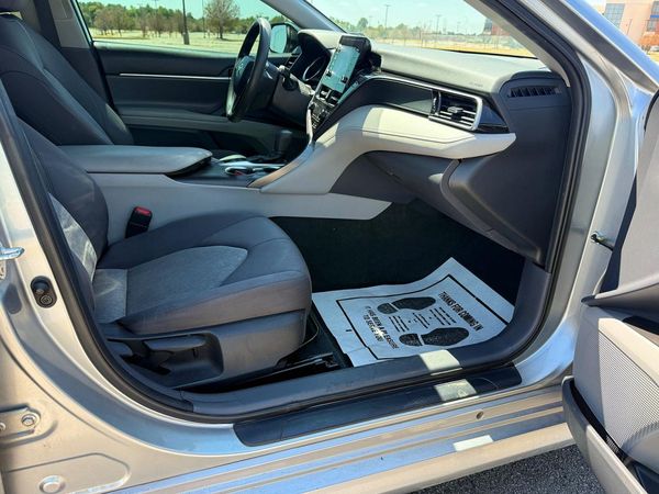 2022 TOYOTA CAMRY LE
