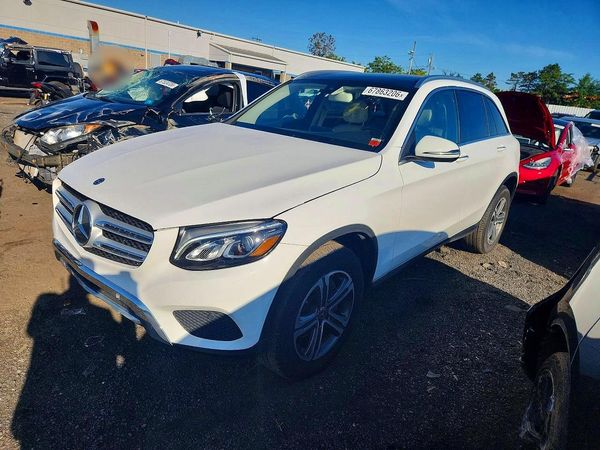 2019 MERCEDES-BENZ GLC GLC 300-4M
