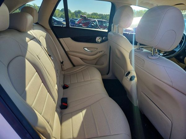 2019 MERCEDES-BENZ GLC GLC 300-4M