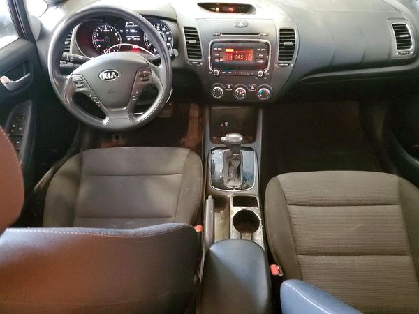 2017 KIA FORTE LX Base