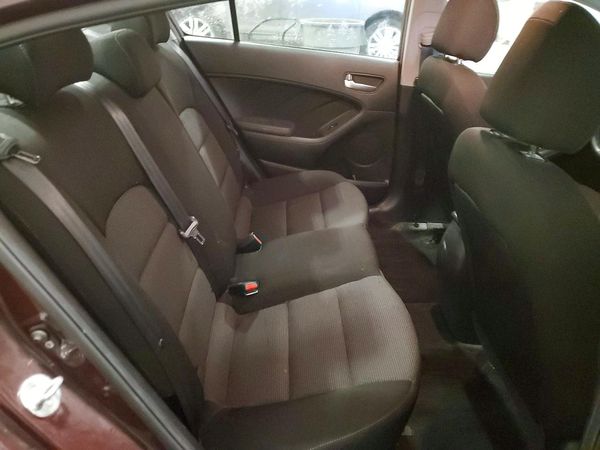 2017 KIA FORTE LX Base