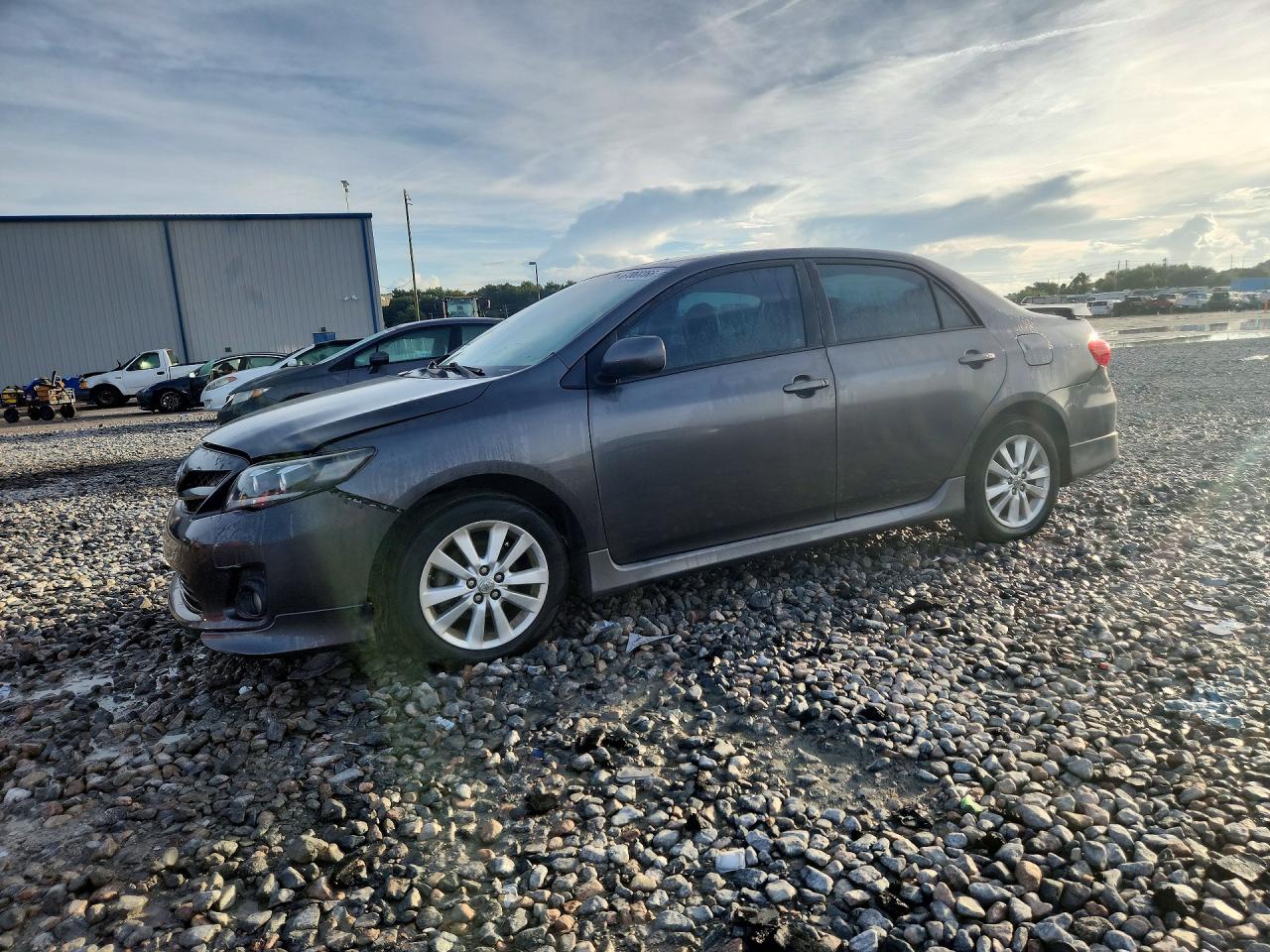 2013 TOYOTA COROLLA