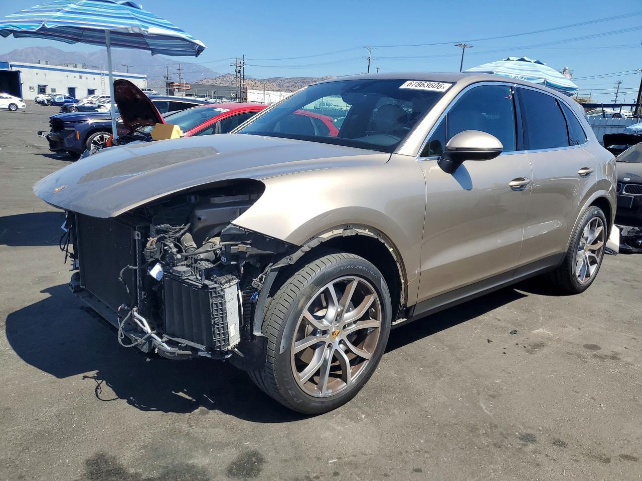 2019 PORSCHE CAYENNE