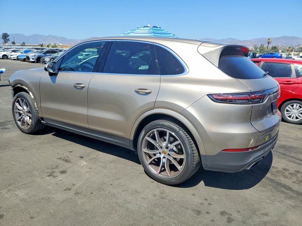 2019 PORSCHE CAYENNE