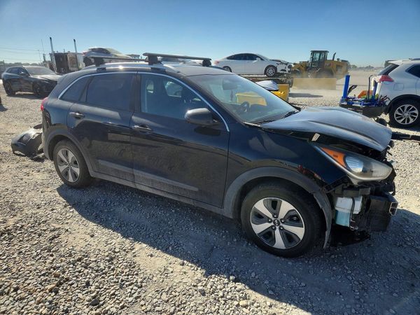2018 KIA NIRO