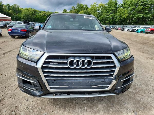 2017 AUDI Q7