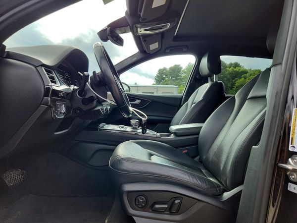 2017 AUDI Q7