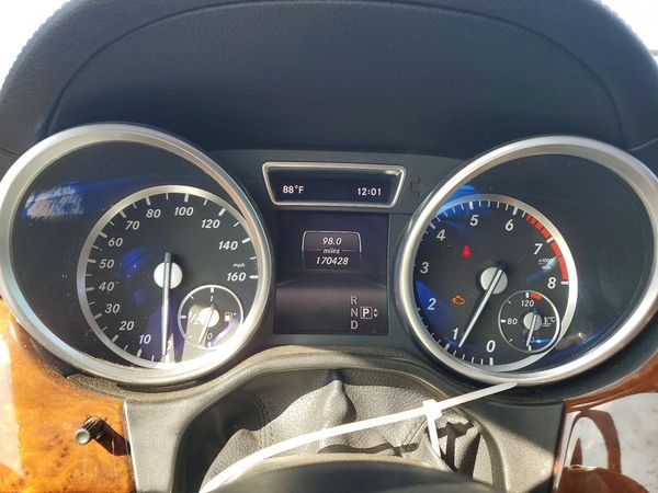 2014 MERCEDES-BENZ GL GL 550 4MATIC