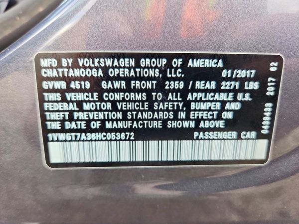 2017 VOLKSWAGEN PASSAT SE