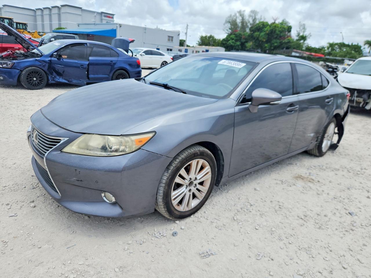 2014 LEXUS ES